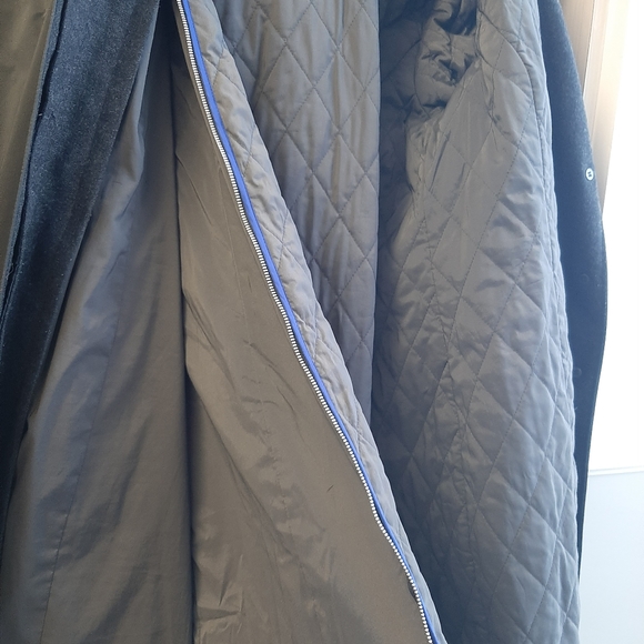 Coat - Picture 3 of 6